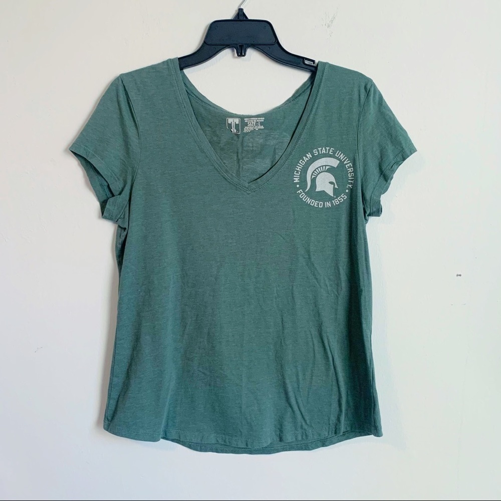 🛍 Michigan State V Neck Graphic Short Sleeve Tee